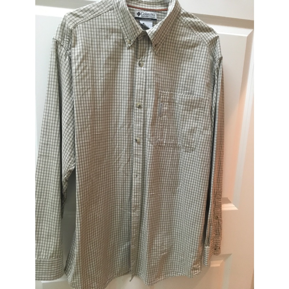 Columbia Men’s Sz L Long Sleeve Button Down Shirt